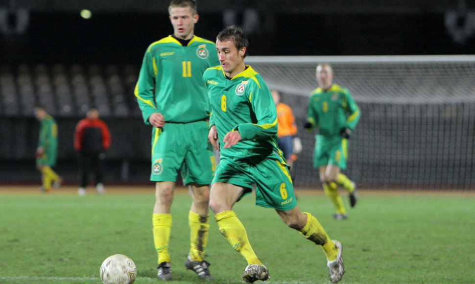 T.Eliošius ir P.Krasnovskis, du iš daugelio klubus pakeitusių rinktinės žaidėjų.