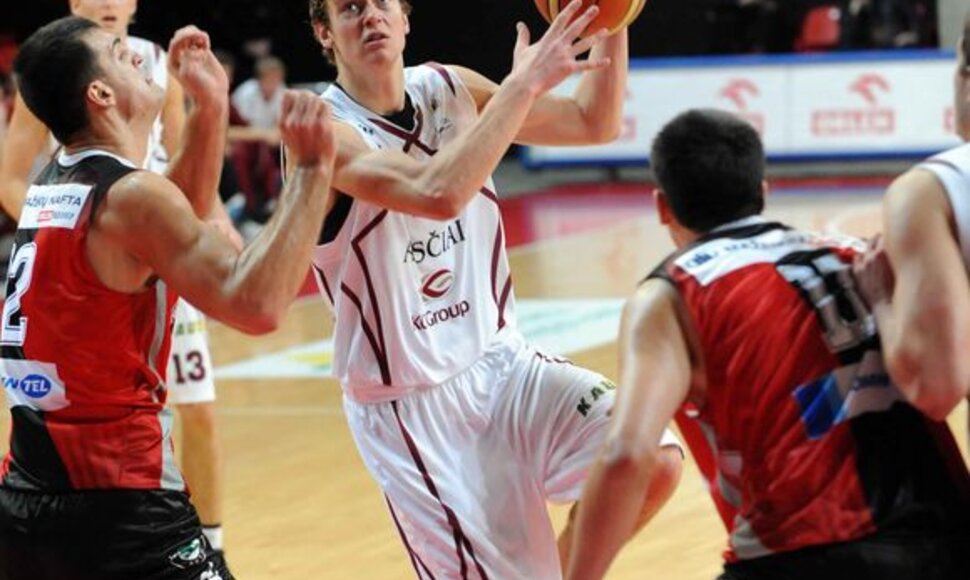 Donatas Motiejūnas rungtynėse Kauno „Aisčiai“ - Vilniaus „Lietuvos rytas“