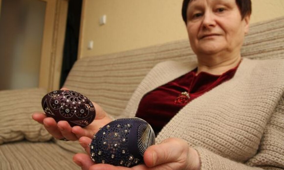 I.Jauniškienės ažūrinius margučius žmonės perka ne tik prieš Velykas, bet ir krikštynoms, vestuvėms – tai originali ir mėgstama dovana.