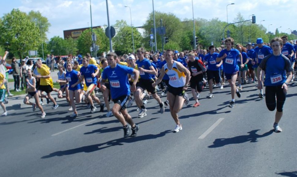 Pernai akcijoje dalyvavo daugiau nei pustrečio tūkstančio bėgikų.