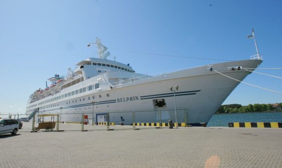 Kruizinės laivybos sezonas uostamiestyje prasidėjo laivo „Delphin“ vizitu. 