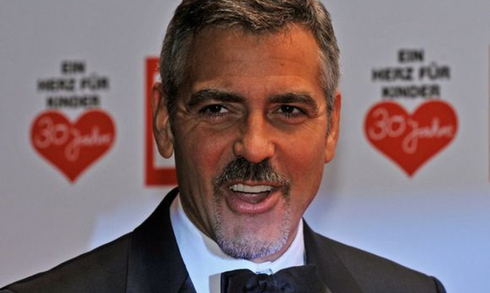 R.Clooney