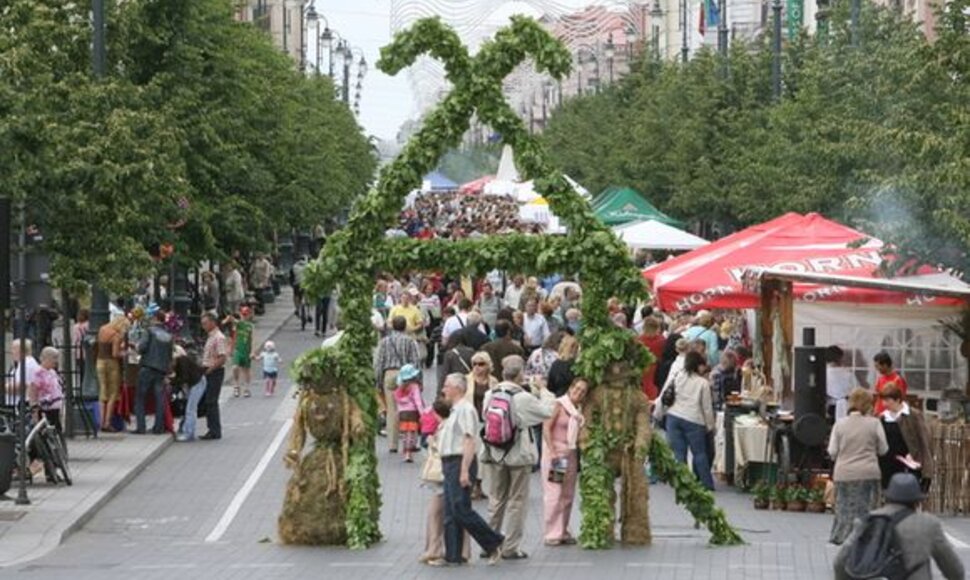 Jau trečius metus Vilniuje šurmuliuoja Žolynų turgus.