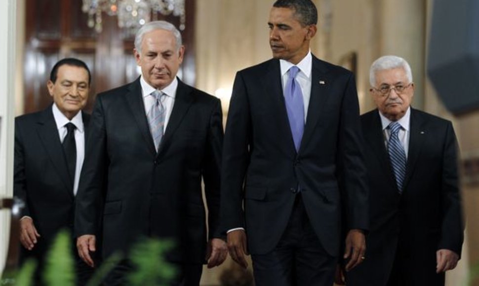 Izraelis ir palestiniečiai atnaujina tiesiogines taikos derybas.