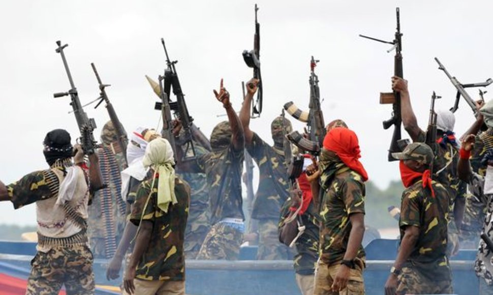 Nigerijos kovotojai, užgrobę naftininkų laivą