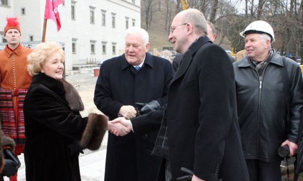 Vėtrungės pakėlimo ceremonija