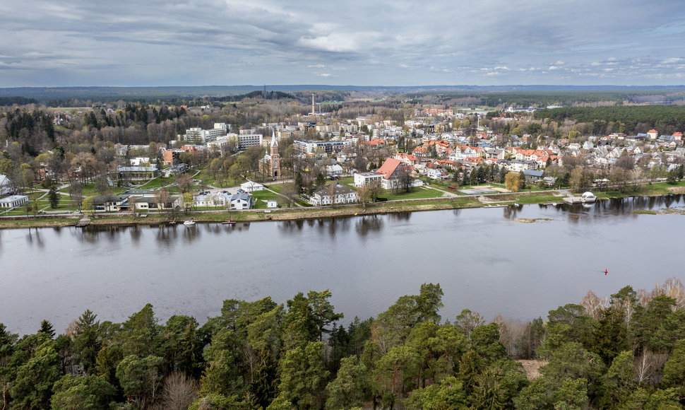 Birštonas – kurortinis miestas Lietuvos pietuose, Kauno apskrityje.