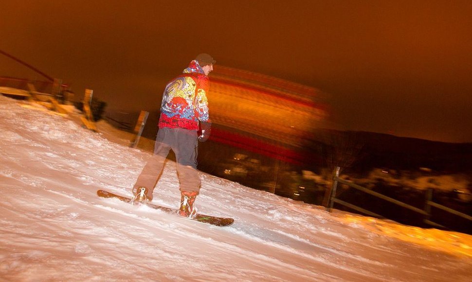 Naktinis slidinėjimas Liepkalnyje 