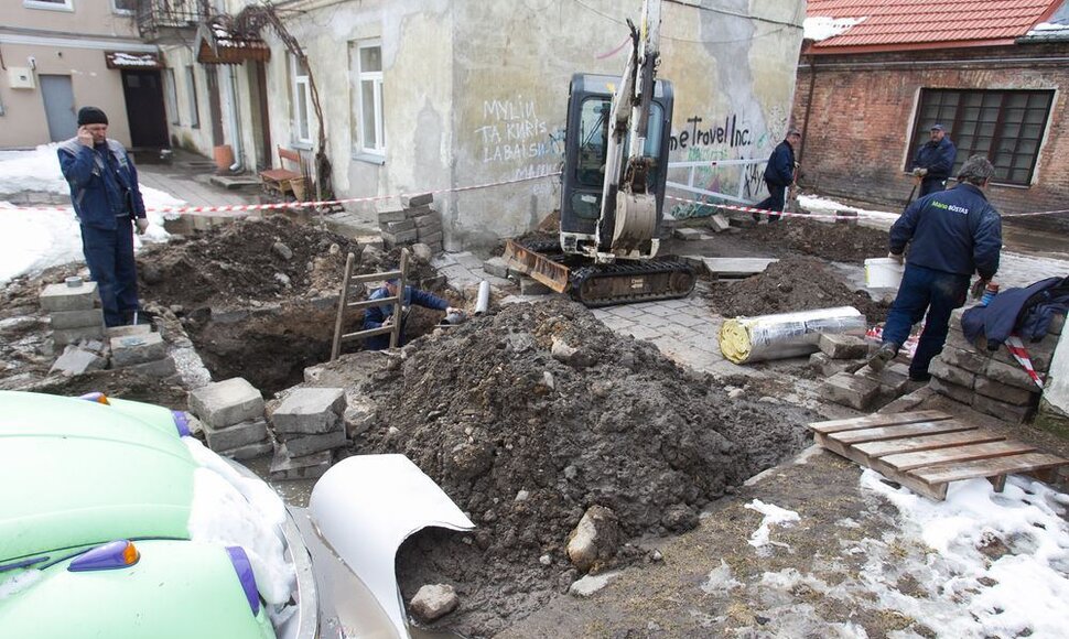 Remontuojama sugedusi &scaron;ildymo sistema