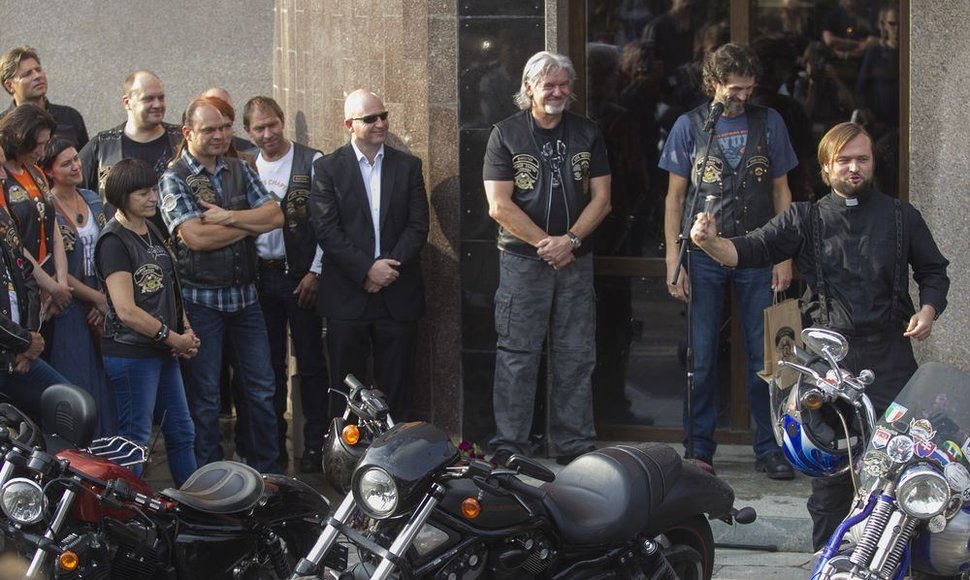 „Harley-Davidson“ motociklų salono atidarymas 