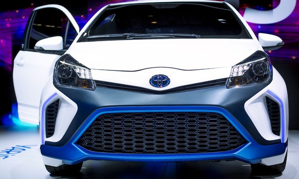 „Toyota Yaris Hybrid-R“