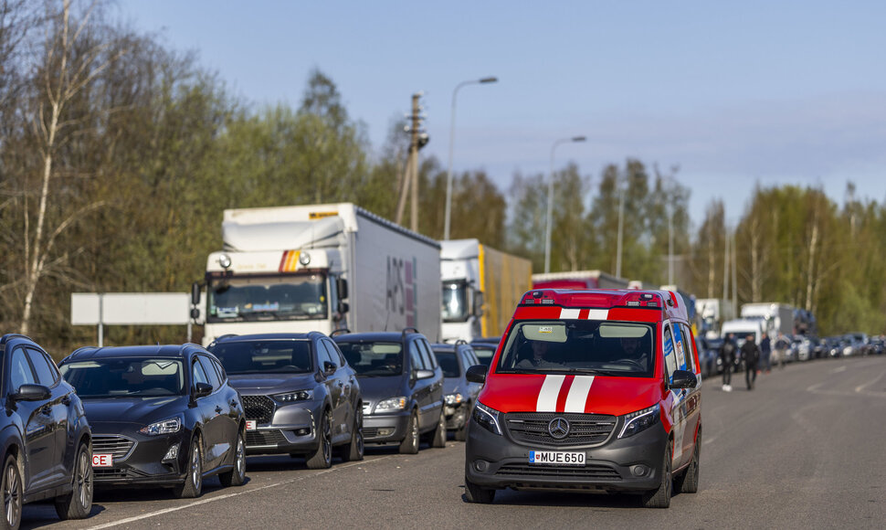 Gaisras Medininkų pasienio punkte: sudegė muitinės angaras