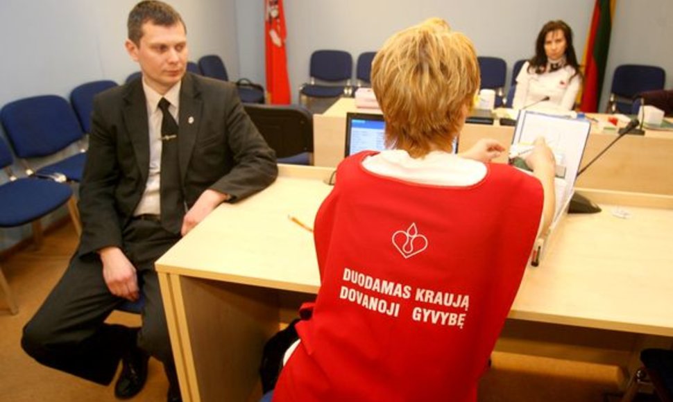 Parlamentarei - kraujo donorų atkirtis