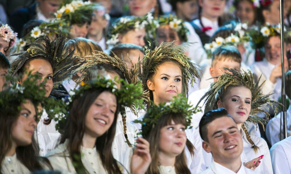 Ansamblių vakare – liaudies menas