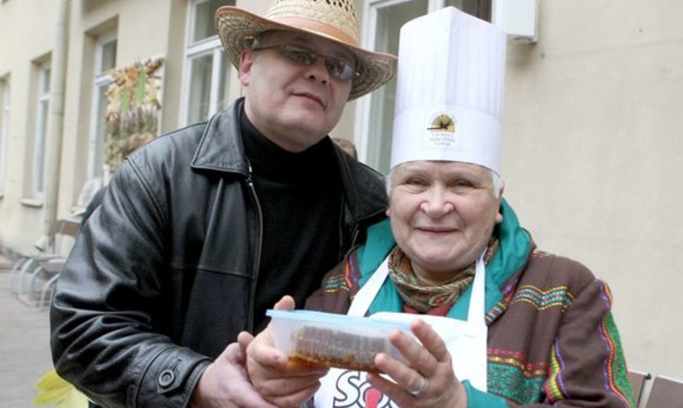 „Sodo kraitėje“, Vilniuje, žinomi Lietuvos žmonės gamino savo salotas