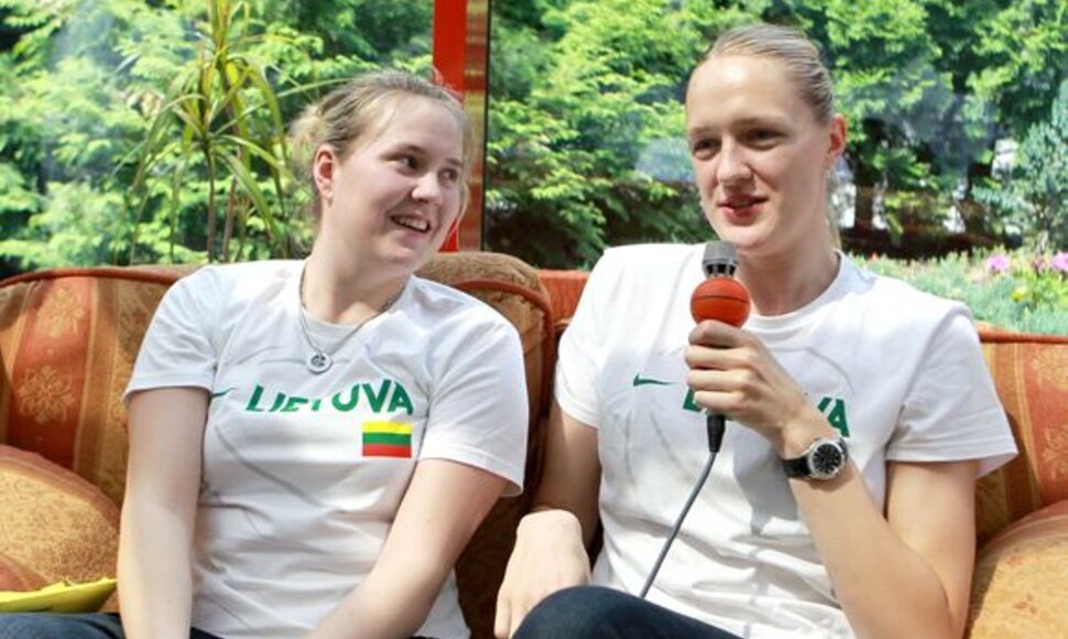 Marina Solopova ir Gintarė Petronytė