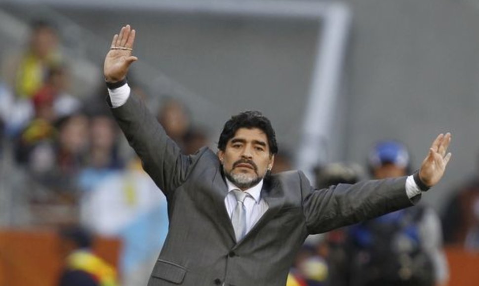 Diego Maradona ir jo reakcija į įvykius aikštėje