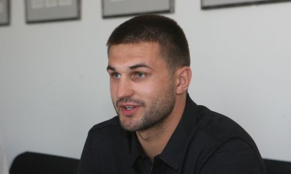 Kanadoje pagerbtas krepšininkas Linas Kleiza