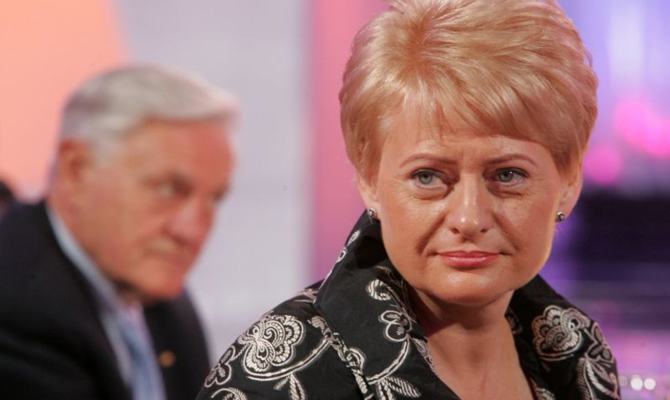 D.Grybauskaitės reitingai kur kas aukštesni nei dabartinio šalies vadovo Valdo Adamkaus.