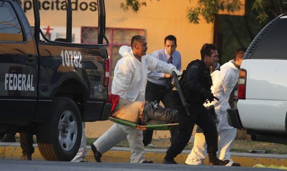 Meksikoje nesiliuaja kruvinos žudynės 