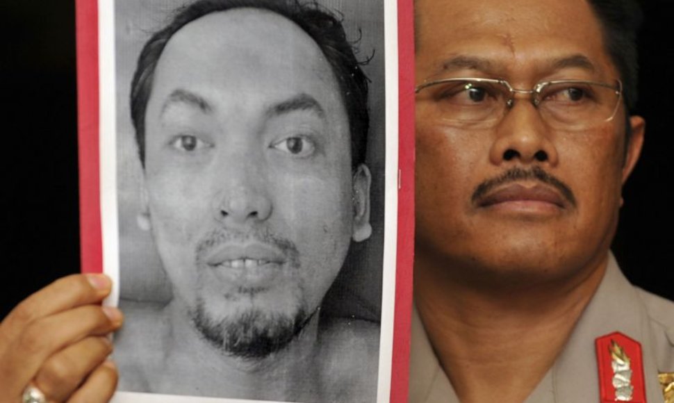 Malaizijos pareigūnai pripažino, kad nukautas žmogus nėra ieškomas teroristas. 