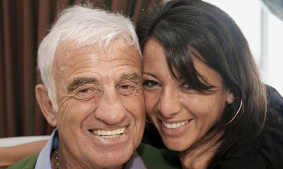 J.-P.Belmondo su savo nauja drauge