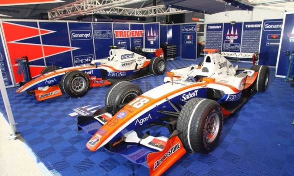 Jaunasis lietuvis testuos italų komandos „Trident racing“ automobilį.