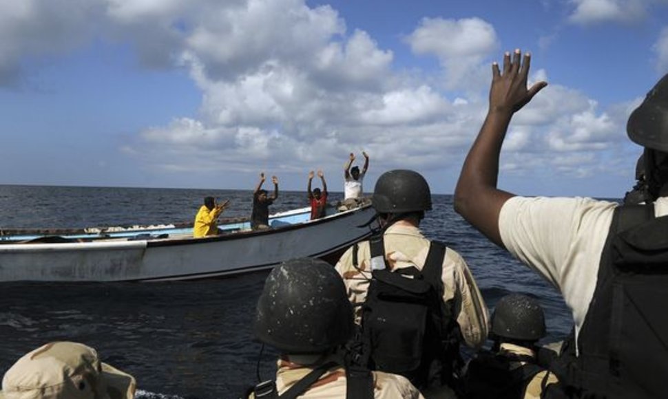 Somalio piratai ir toliau siautėja. Tiesa, kartais juos visgi pavyksta sučiupti. 