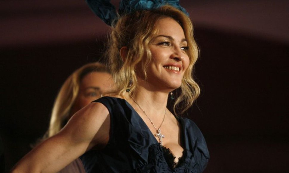 Madonna su „Louis Vuitton“ drabužiais