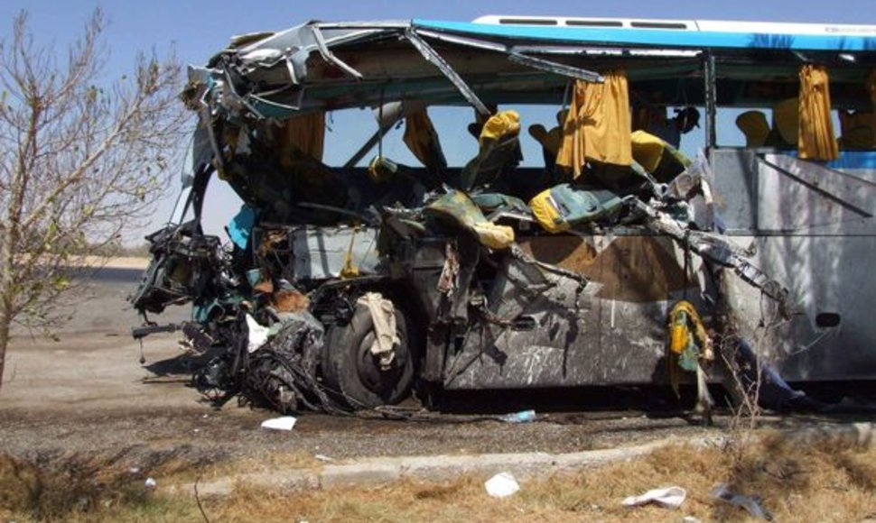 Egipte turistų autobusai į avarijas dažniausiai pakliūna, nes nesilaikoma saugaus greičio. 