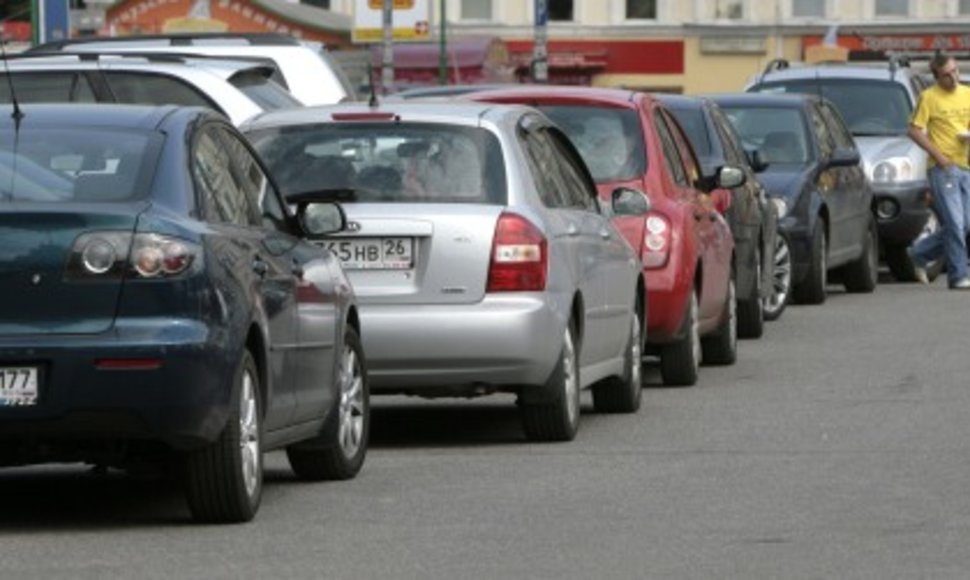 Padidinus muito mokesčius Rusijoje gali smarkiai sumažėti importuojamų automobilių. 