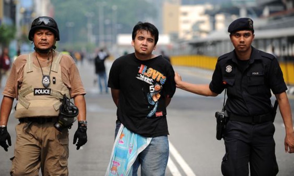 Suimtas protestuotojas Malaizijoje