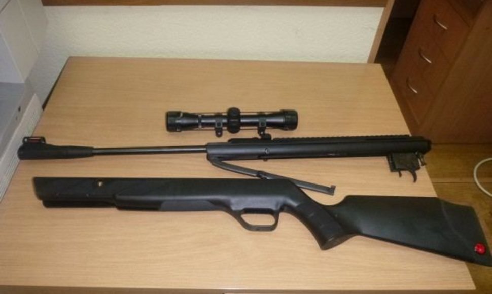 Konfiskuoti medžiokliniai šautuvai
