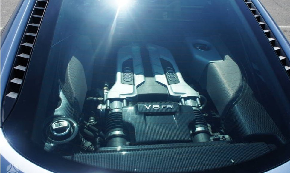 „Audi R8“ automobilio variklis