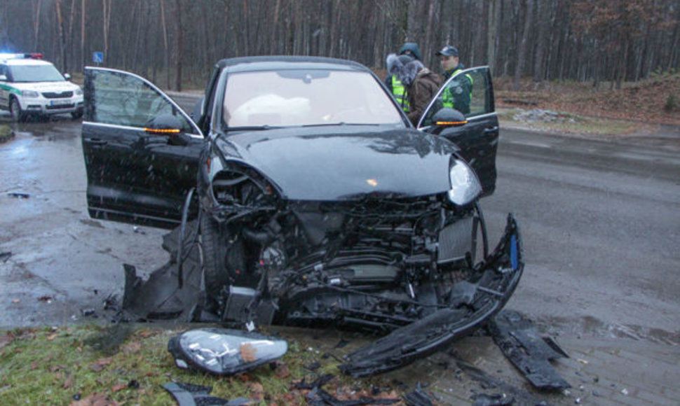 „Porsche Cayenne“ įvykio vietoje