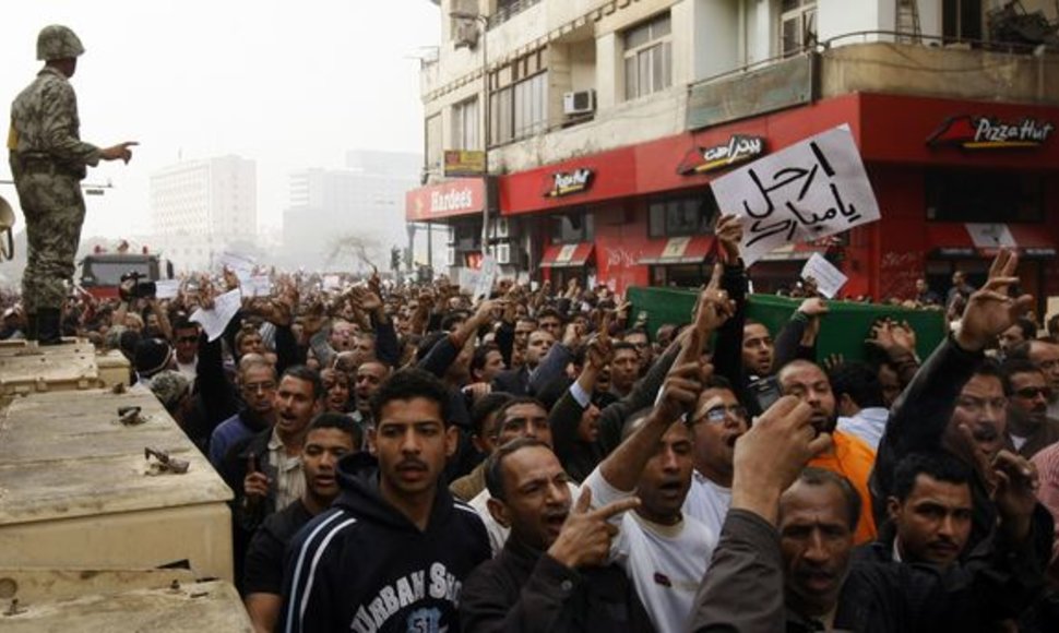 Egipte tęsiasi neramumai.