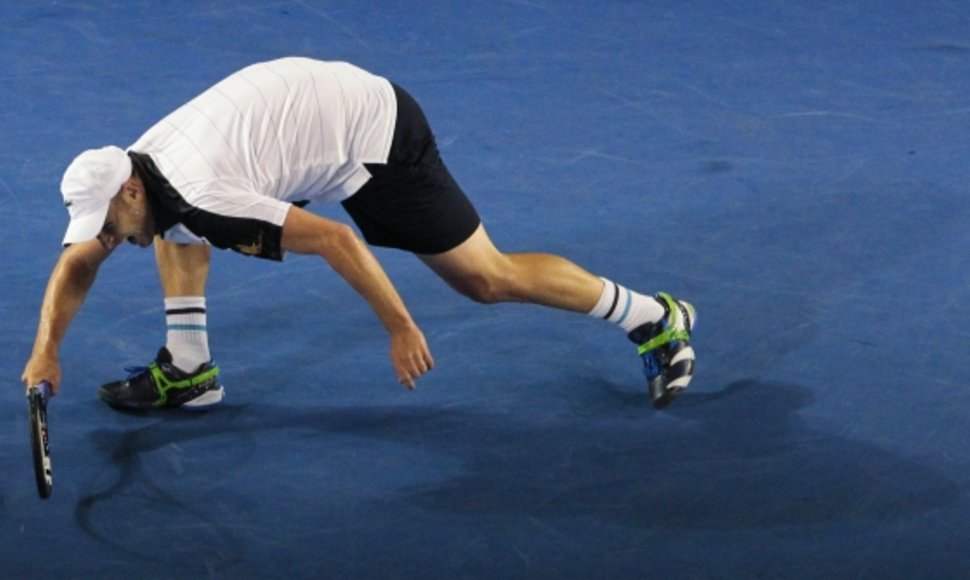 Andy Roddickas susižeidė galinį šlaunies raumenį