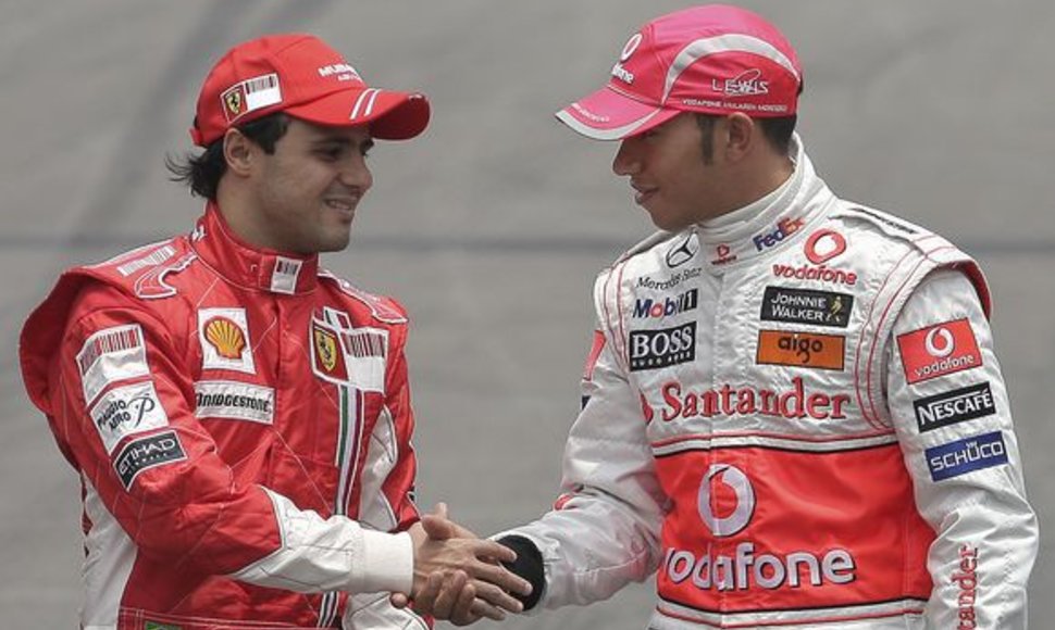 Jeigu 2008 metų „Formulės-1“ pirmenybių nugalėtoją būtų lėmęs ne taškų, o pergalių skaičius, čempionu būtų tapęs Felipe Massa (k.), o ne Lewisas Hamiltonas.