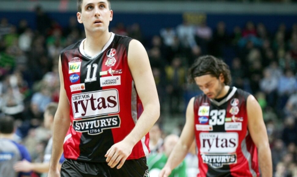 2009-2010 metų sezone LKL rungtynėms komandos galės registruoti daugiausiai po 4 legionierius.