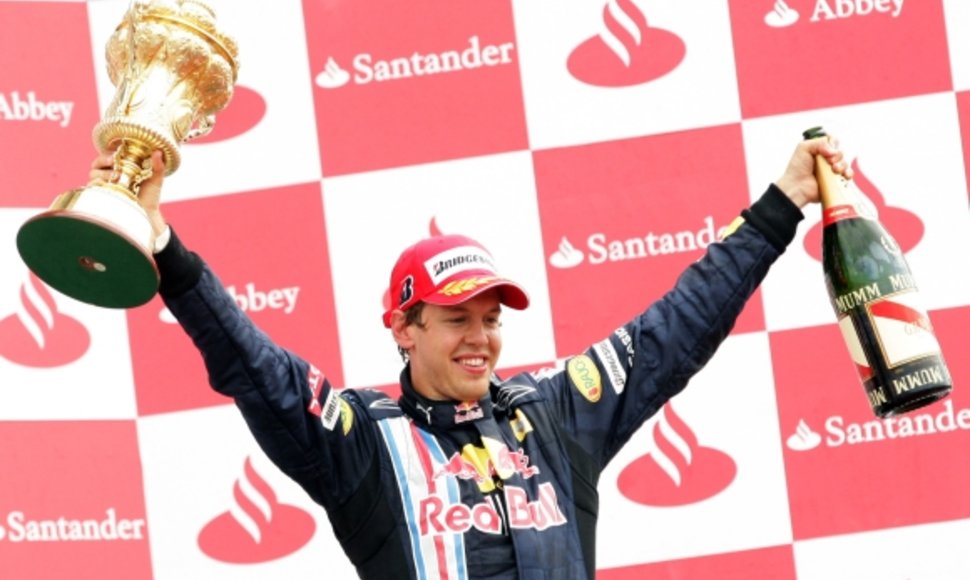 22 metų S.Vetteliui ši pergalė buvo trečioji per karjerą.