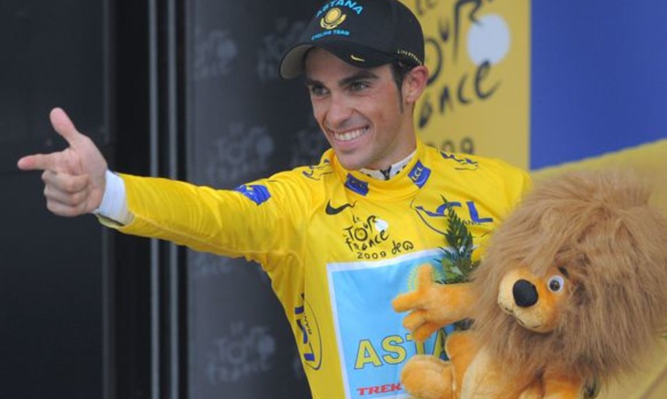 Iki „Tour de Frace“ pabaigos likus vos 3 etapams A.Contadoras varžovus lenkia jau daugiau nei 4 minutėmis.