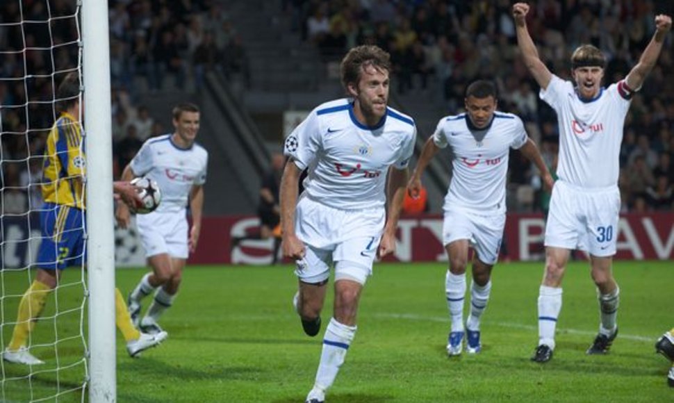 „FC Zurich“ žaidėjai džiaugiasi įtikinama pergale prie „Ventdspils“ klubą