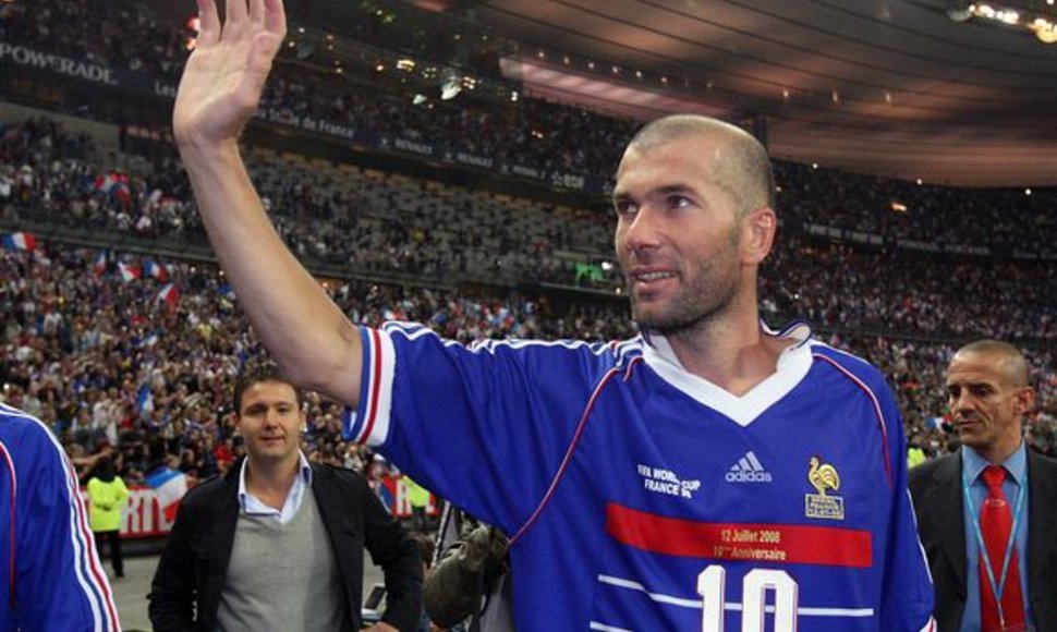 Neeiliniais sugebėjimais Z.Zidane'as stebina ne tik futbolo aikštelėje