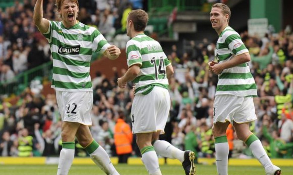G.Loovensas (kairėje) pergalę „Celtic“ klubui išplėšė jau tiksint teisėjo pridėtam laikui