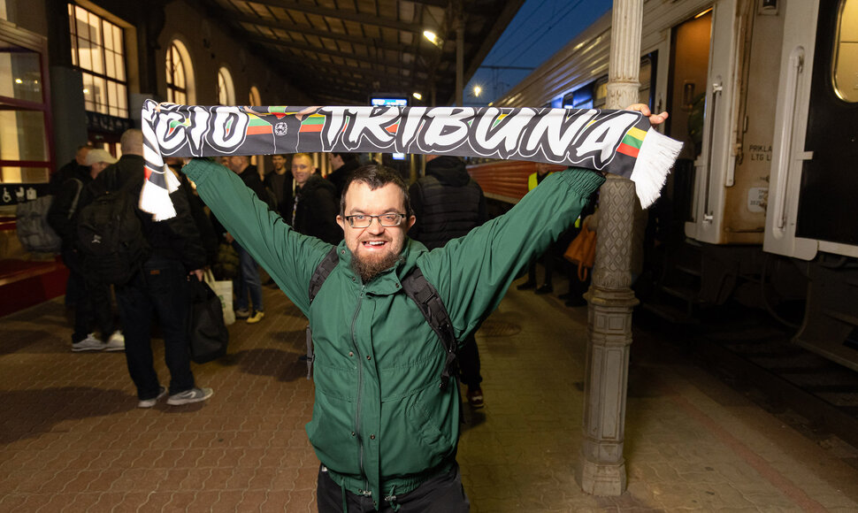 Futbolo sirgalių traukinys