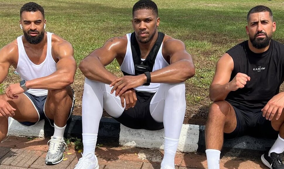 Latifas „Latzas" Ayodele, Anthony Joshua ir Sina Ghami