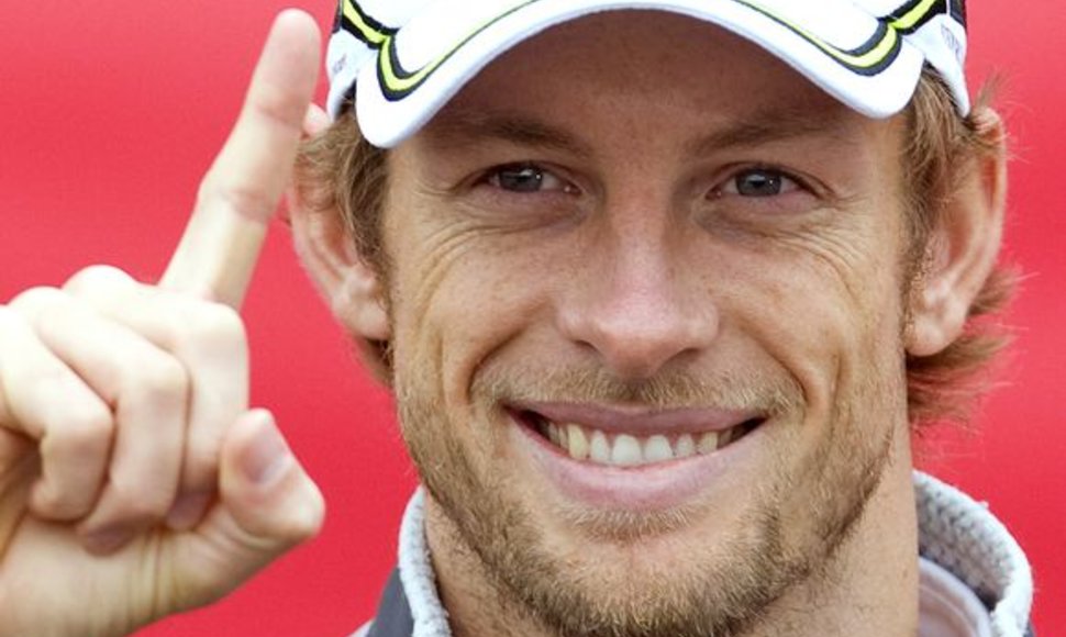Pranešama, jog J.Buttono alga šį sezoną siekė „vos“ 3 mln. svarų sterlingų