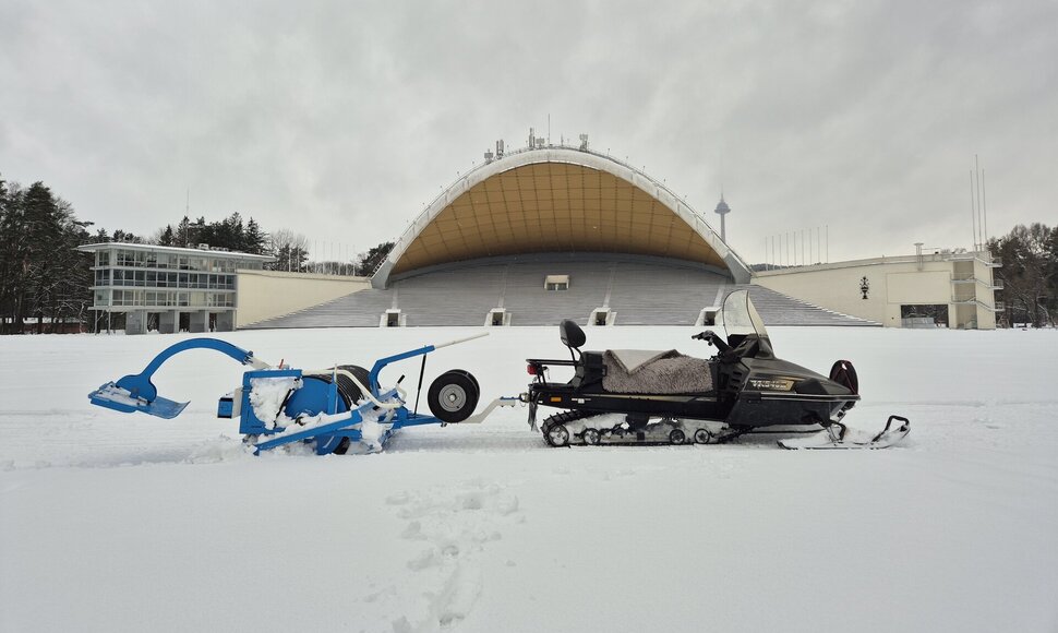 Vilniaus Vingio parke paruošta lygumų slidinėjimo trasa