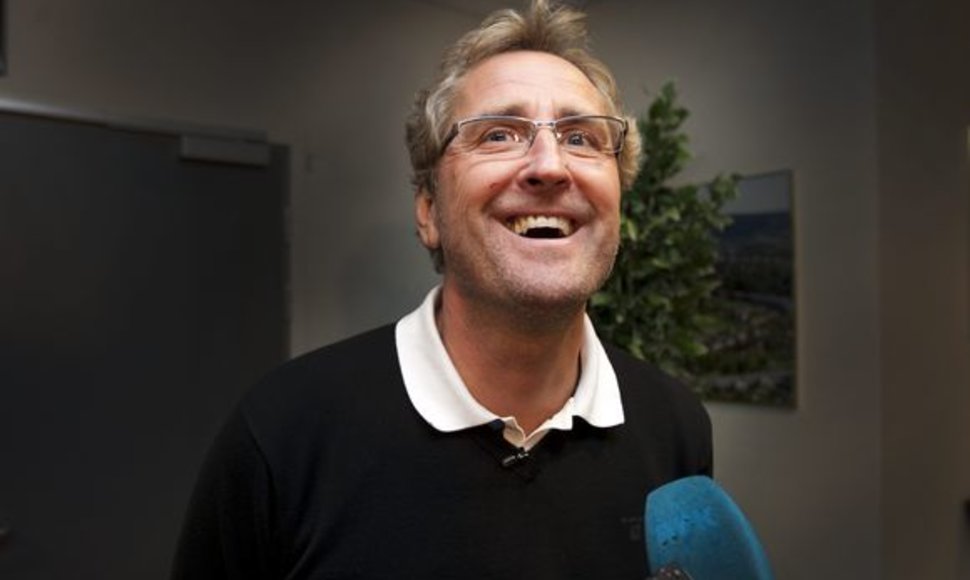E.Hamrenas Švedijos rinktinės treneriu paskirtas iki 2014 metų