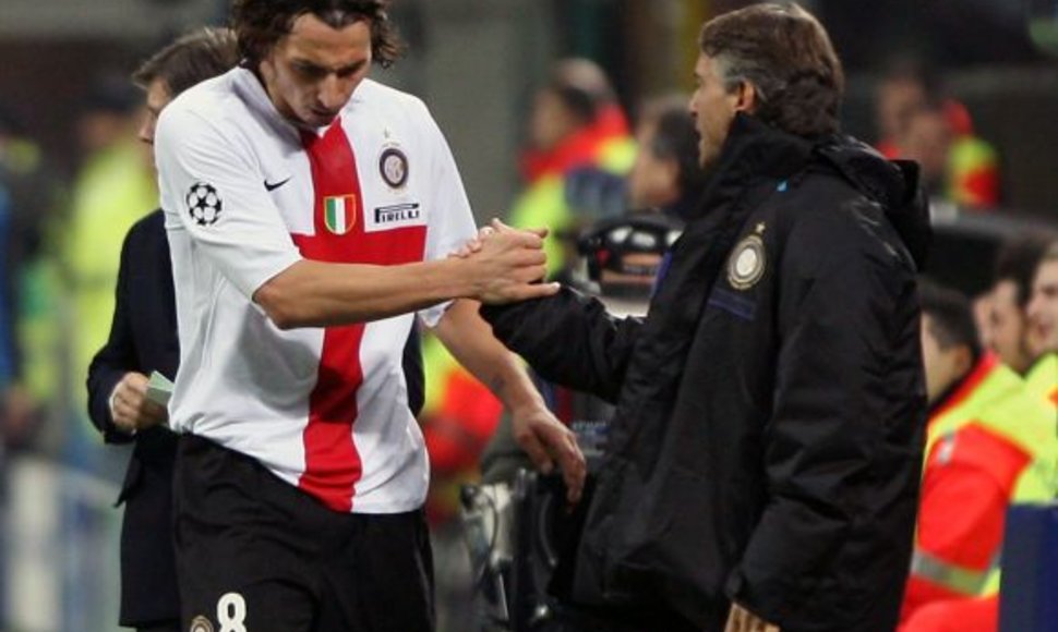 Z.Ibrahimovičius (kairėje) ir R.Mancini kartu dirbo „Inter“ klube
